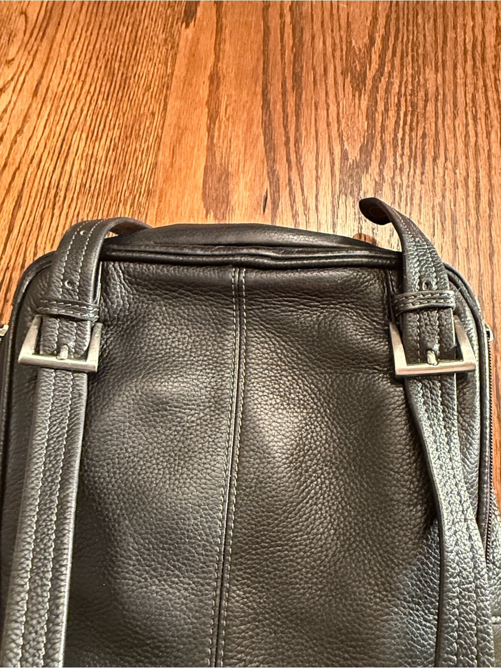 Tignanello Black Pebbled Leather Backpack Purse Small Travel Daypack Organizer - Picture 11 of 16